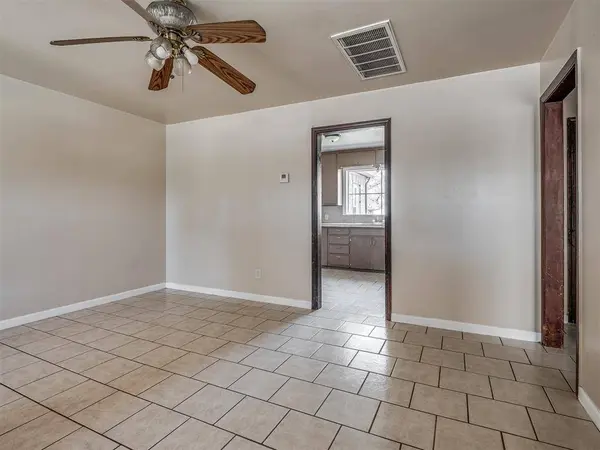 2905 SW 40th ST, Oklahoma City, OK 73119