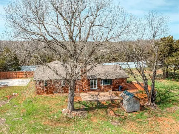 9009 144th ST, Lexington, OK 73051