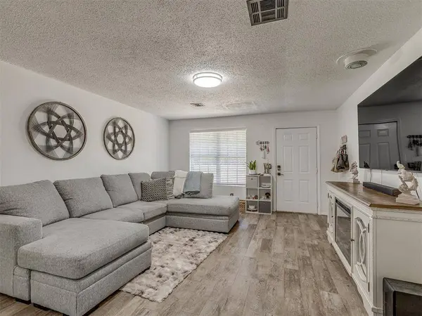 20239 Bern LN, Tecumseh, OK 74873
