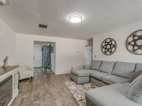 20239 Bern LN, Tecumseh, OK 74873