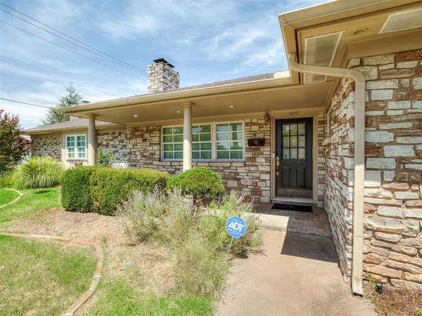 1327 W Wilshire BLVD, Oklahoma City, OK 73116