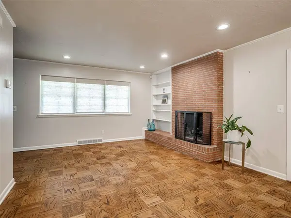 1327 W Wilshire BLVD, Oklahoma City, OK 73116