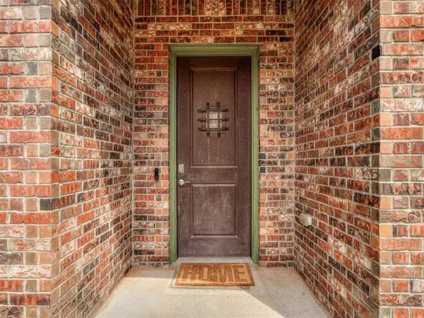 329678 E 1000 RD, Harrah, OK 73045