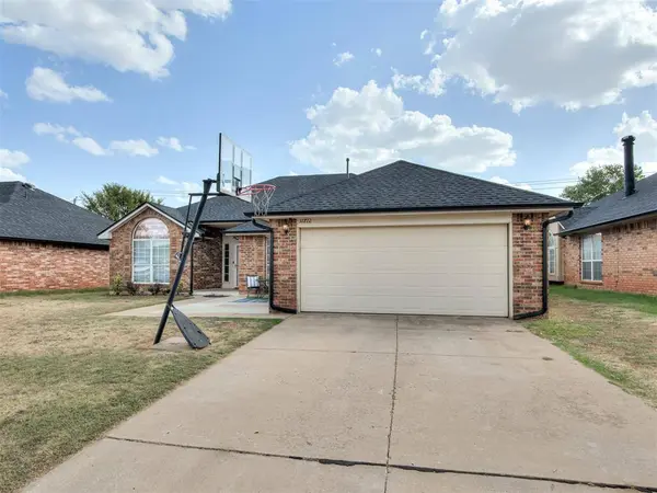 11712 SW 7th ST, Yukon, OK 73099