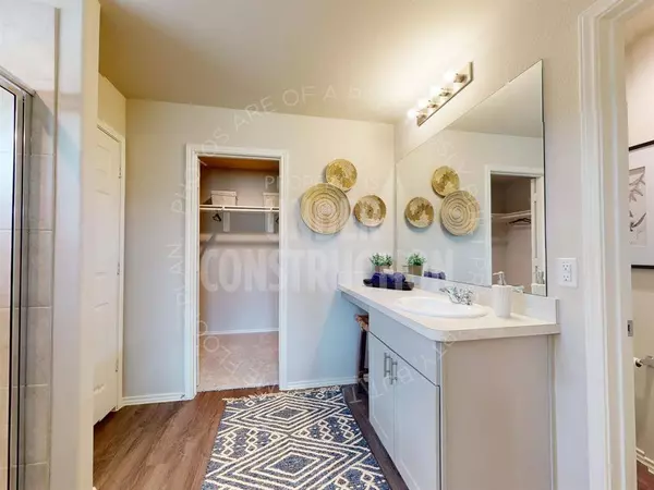 3608 Blue AVE, Yukon, OK 73099