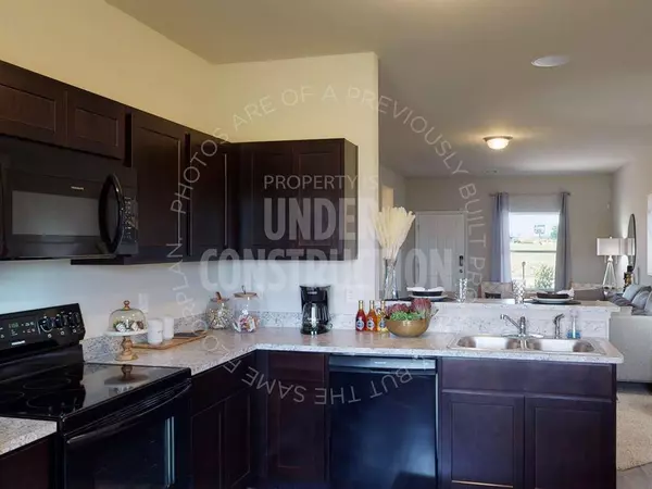 21097 River Mist DR, Harrah, OK 73045