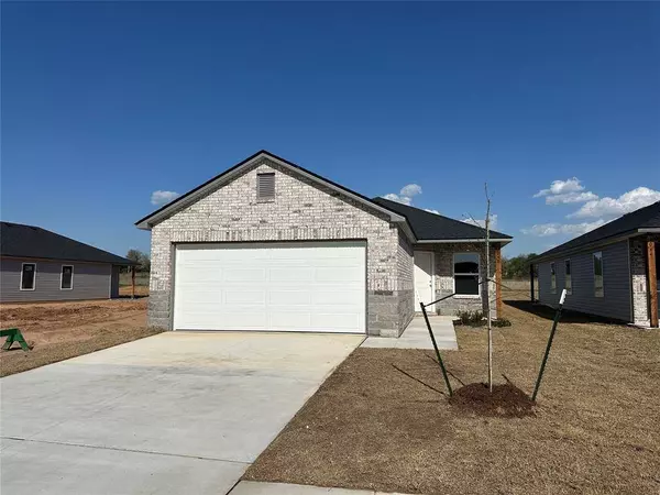 1048 Westbrook BLVD, Purcell, OK 73080