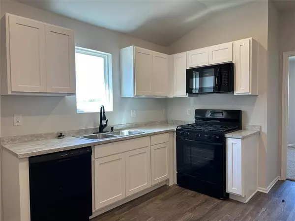 1029 Blue Ridge DR, Purcell, OK 73080