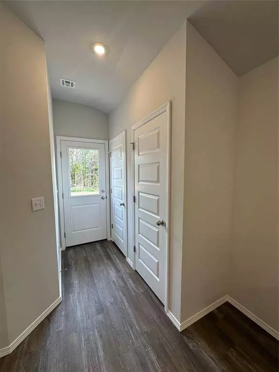 1304 Guthrie Farms BLVD, Guthrie, OK 73044