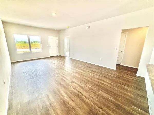 13427 Huckleberry LN, Mcloud, OK 74851