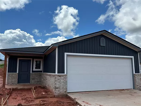 1403 Guthrie Farms BLVD, Guthrie, OK 73044