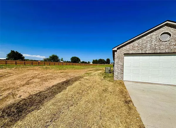 43107 Wagon TRL, Shawnee, OK 74804