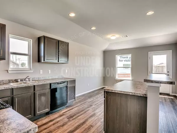 3848 Ada AVE, Harrah, OK 73045