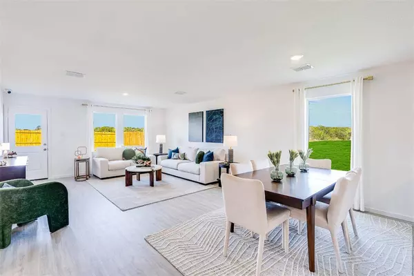 3713 Los Cabos DR, Mustang, OK 73064