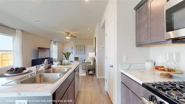 10064 Appaloosa LN, Yukon, OK 73099