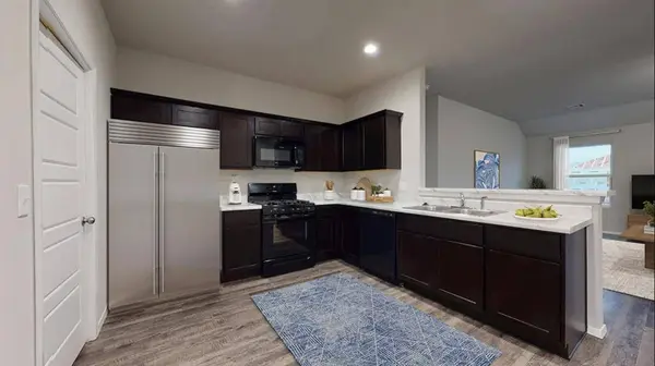 1155 Sunflower LN, Newcastle, OK 73065