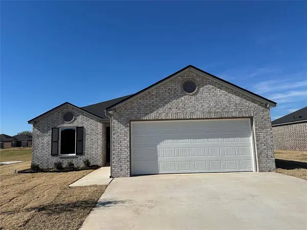 1211 Sunflower LN, Newcastle, OK 73065