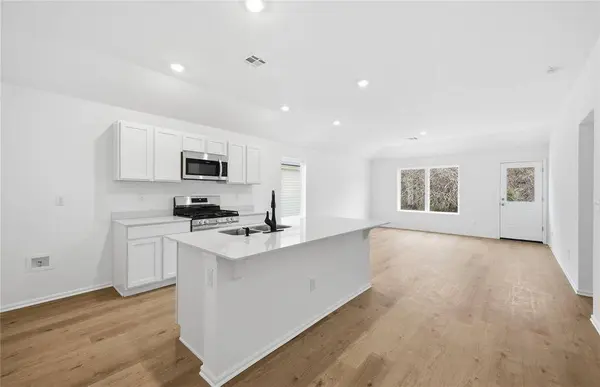 1116 N Colt DR, Guthrie, OK 73044