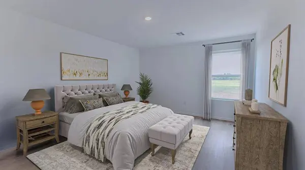 1052 Sunflower LN, Newcastle, OK 73065