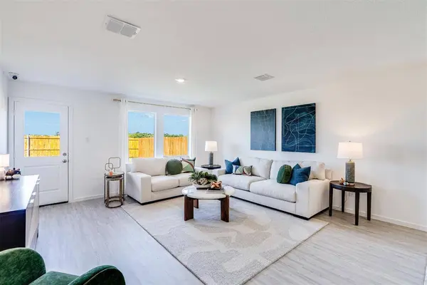 9705 NW 124th ST, Yukon, OK 73099