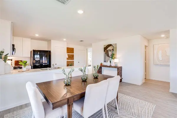 2001 Chestnut Oak CT, Mustang, OK 73128