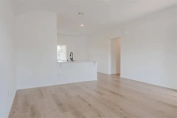 6141 Western Redbud TRL, Edmond, OK 73034