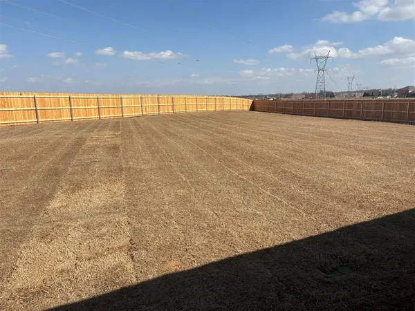 3732 Montage BLVD, Mustang, OK 73064