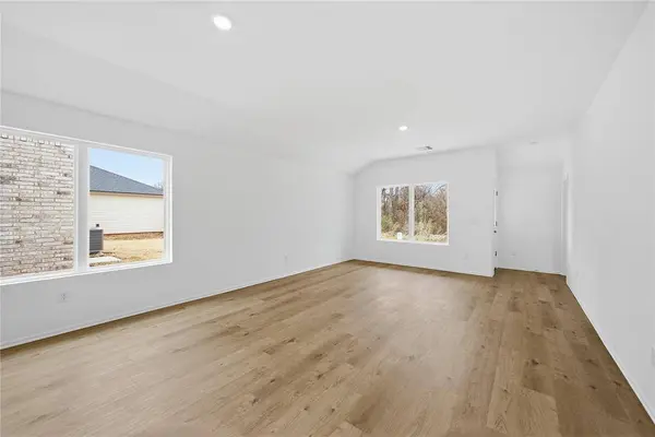 1108 Colt DR, Guthrie, OK 73044