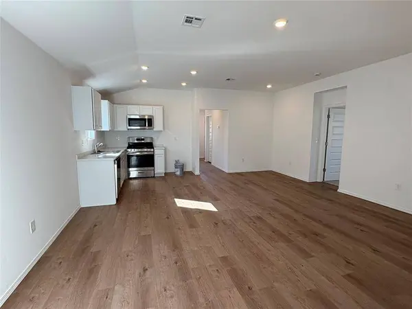 1209 Colt DR, Guthrie, OK 73044