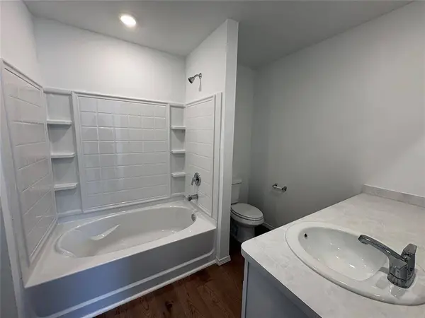 1211 Colt DR, Guthrie, OK 73044