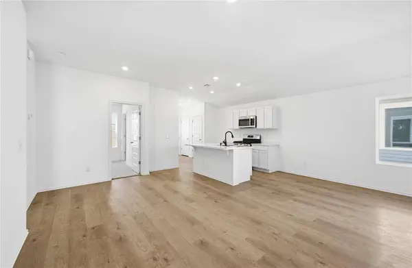 1219 Colt DR, Guthrie, OK 73044