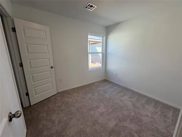 1209 Colt DR, Guthrie, OK 73044