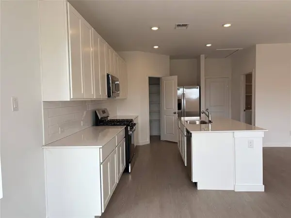 9117 SW 19th ST, Oklahoma City, OK 73128