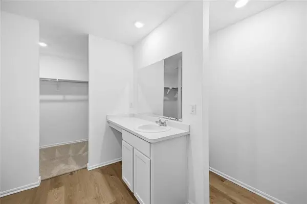 10504 Little Blue LN, Oklahoma City, OK 73131