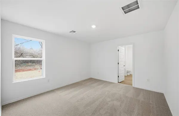 10524 Buffalo Wallow RD, Oklahoma City, OK 73131