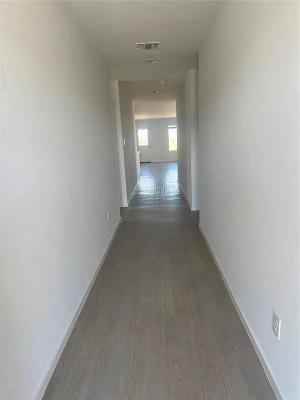 9721 NW 124th ST, Yukon, OK 73099