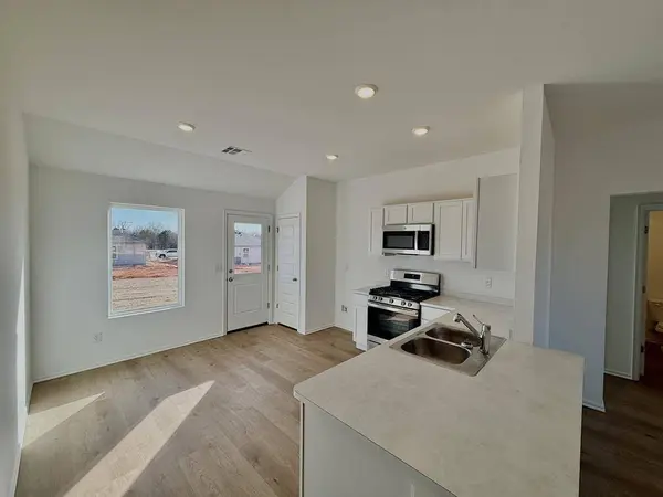 600 Hillsboro DR, Noble, OK 73068