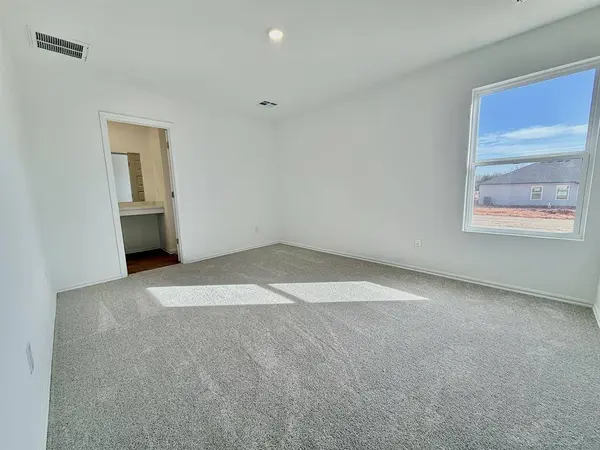 600 Hillsboro DR, Noble, OK 73068