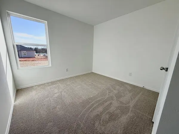 600 Hillsboro DR, Noble, OK 73068