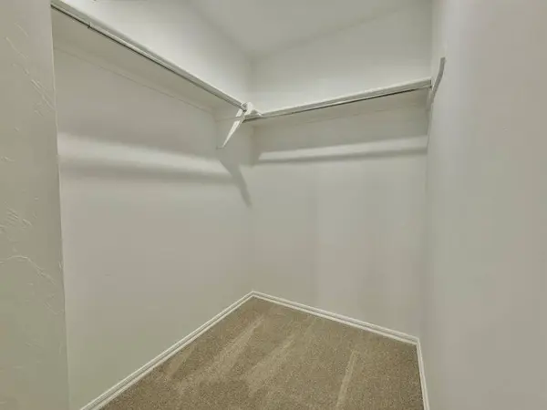 600 Hillsboro DR, Noble, OK 73068