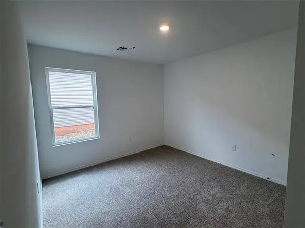 1122 Colt DR, Guthrie, OK 73044