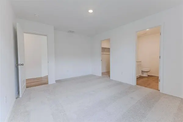 401 Silas DR, Tuttle, OK 73089