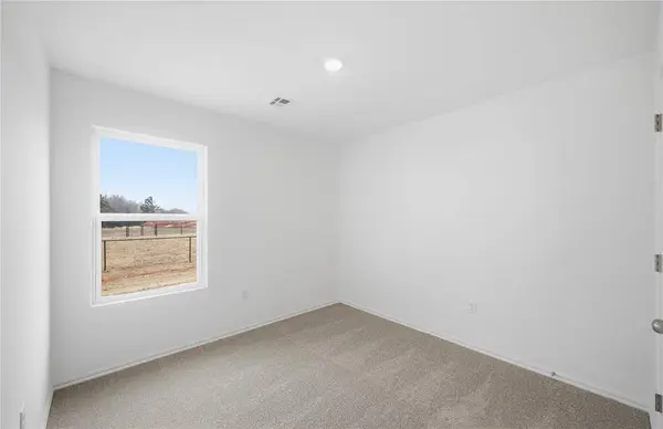 10020 Blackjack RD, Yukon, OK 73099