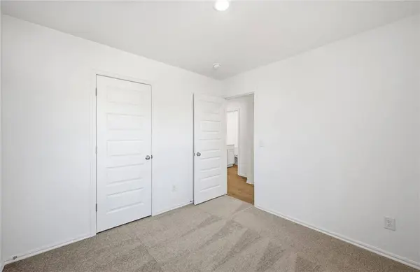 12824 Florence LN, Yukon, OK 73099