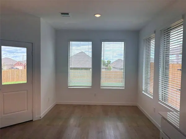9005 SW 19th ST, Oklahoma City, OK 73128