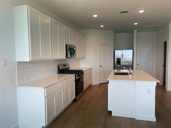 9005 SW 19th ST, Oklahoma City, OK 73128