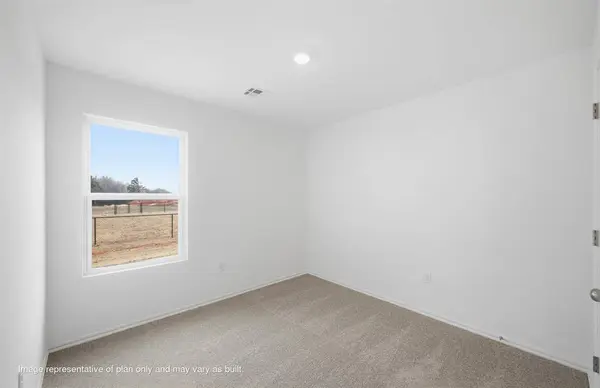 1115 Saddle DR, Guthrie, OK 73044