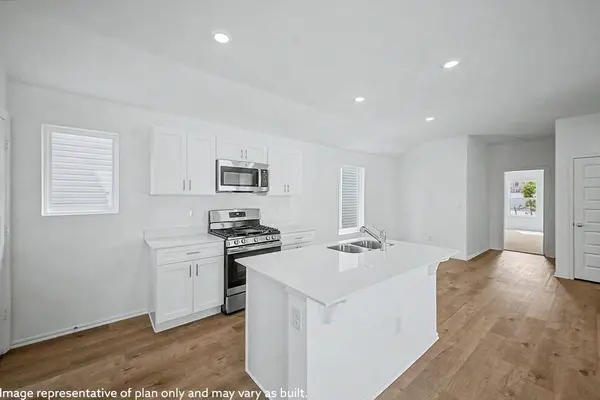 3512 Maggie RD, Mustang, OK 73064