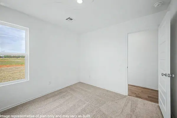 3512 Maggie RD, Mustang, OK 73064