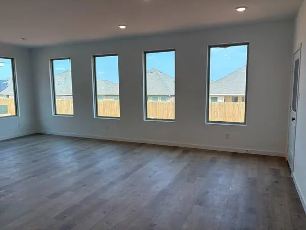 9209 SW 19th ST, Oklahoma City, OK 73128